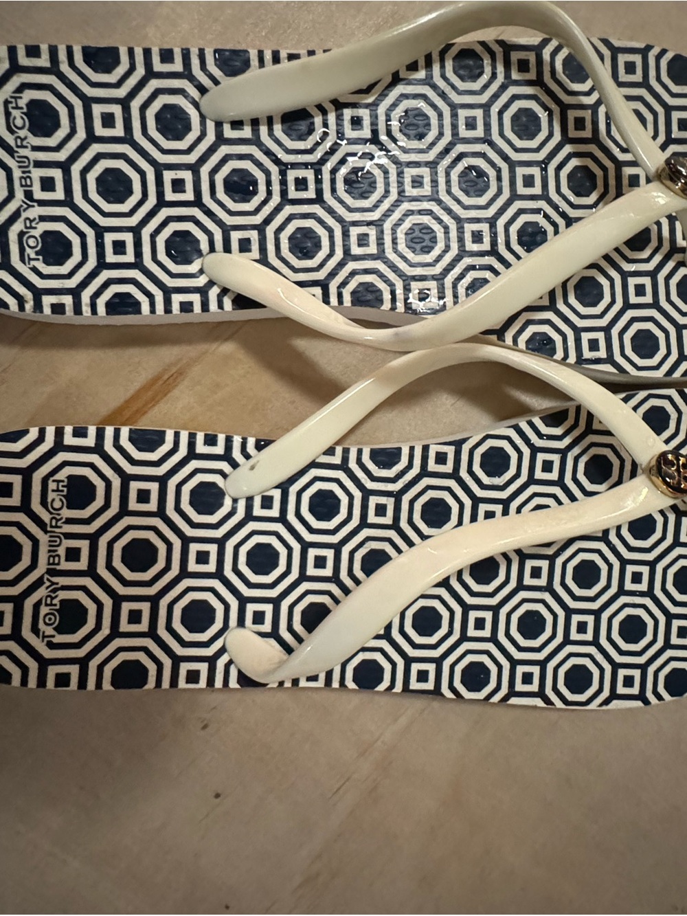 Tory Burch Navy & Cream Geometric Flip Flops - Picture 2 of 6